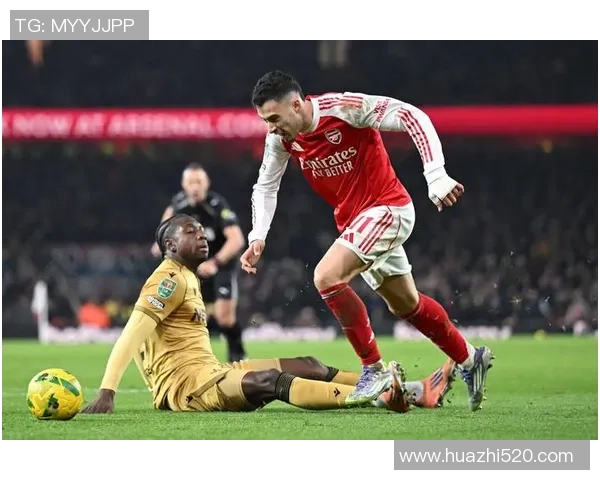 阿森纳友谊赛小胜那不勒斯点球大战精彩瞬间引发全场热烈反响